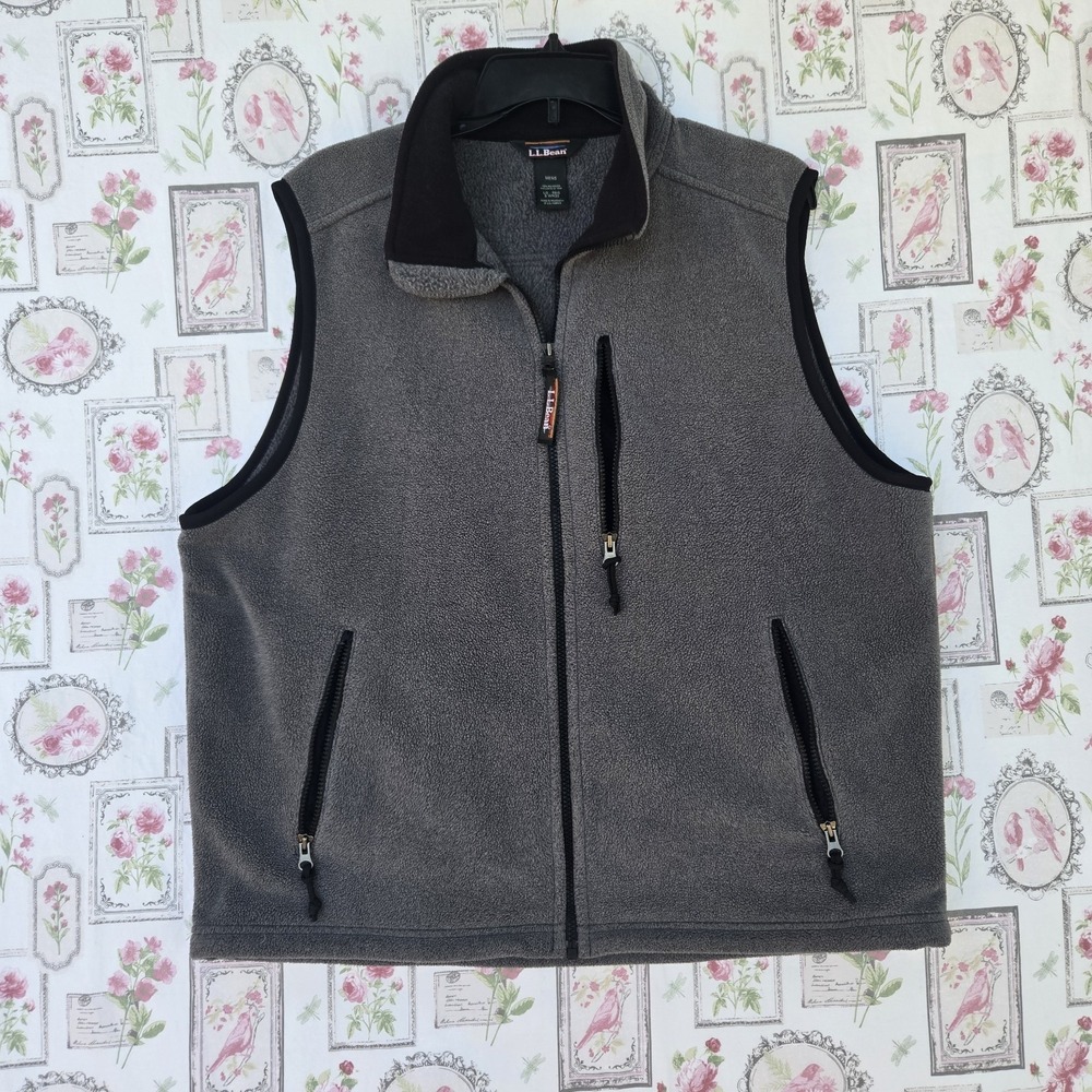 L.L. Bean Men's Sweater Fleece Vest Gray Full Zip 3 Pockets Hiking Outdoor Large